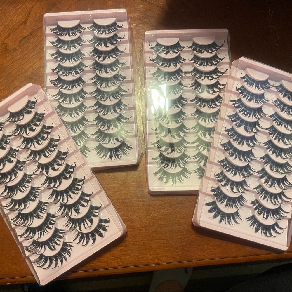 Brand new eyelashes